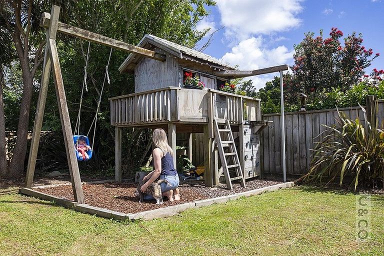 Photo of property in 41 Riverhead Road, Kumeu, 0810