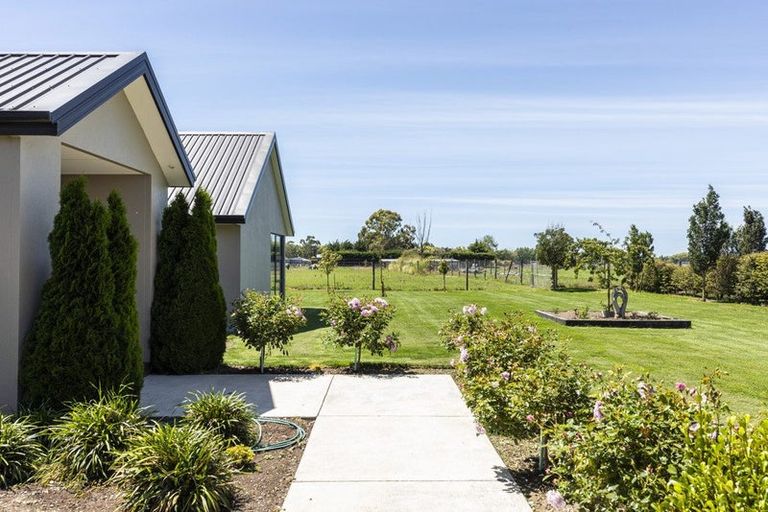 Photo of property in 25 Hallfield Drive, Ohoka, Kaiapoi, 7692