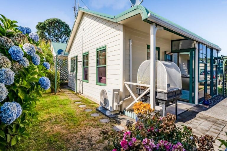 Photo of property in 4/70-76 Whiteley Street, Moturoa, New Plymouth, 4310
