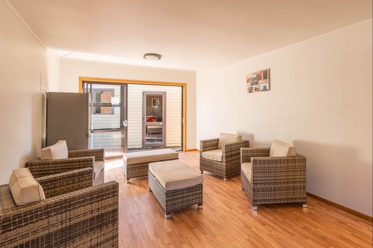 Photo of property in 98 Kapanui Road, Waikanae, 5036