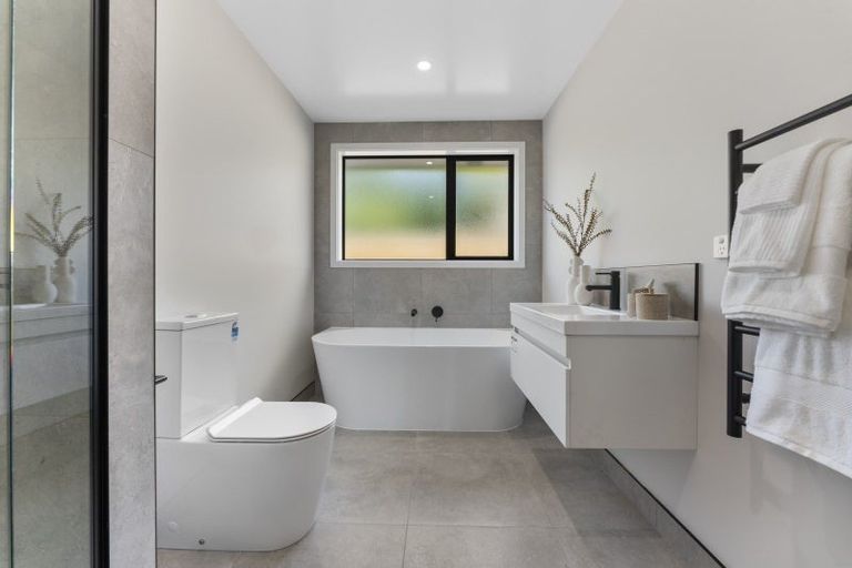 Photo of property in 26 East Street, Terrace End, Palmerston North, 4410