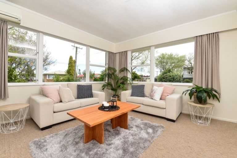 Photo of property in 12 Leeds Street, Silverdale, Hamilton, 3216