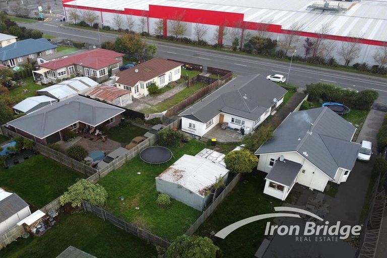 Photo of property in 15 Russell Street, Linwood, Christchurch, 8062