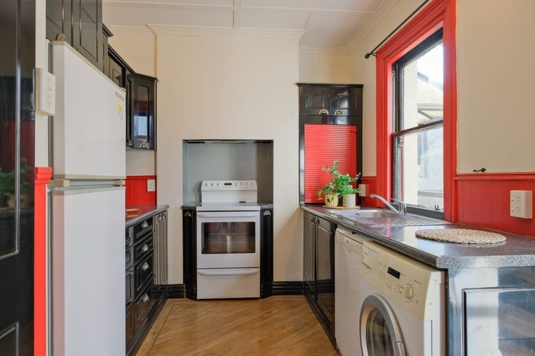 Photo of property in 2 Macnee Street, Mornington, Dunedin, 9011