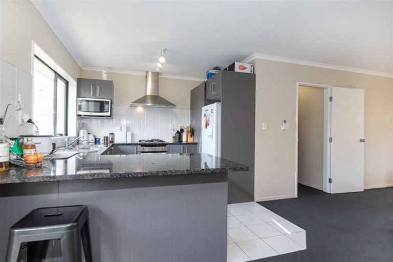 Photo of property in 34 Mili Way, Ranui, Auckland, 0612