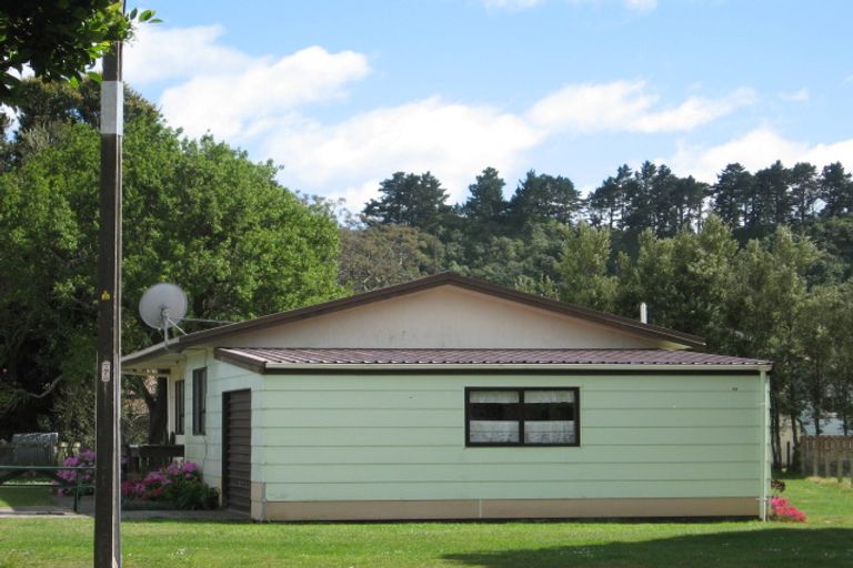 Photo of property in 43 Solander Street, Tolaga Bay, 4077