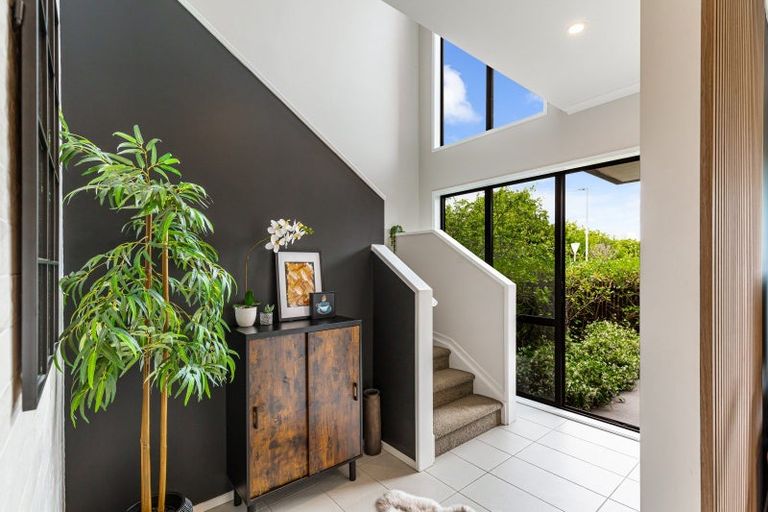 Photo of property in 31 Mapou Road, Hobsonville, Auckland, 0616