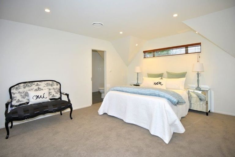Photo of property in 1 Daresbury Lane, Fendalton, Christchurch, 8014