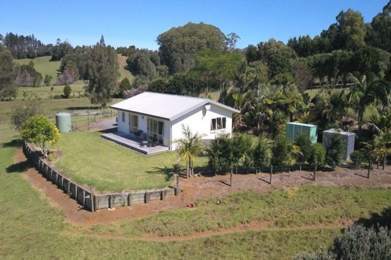 Photo of property in 121d Waimate North Road, Kerikeri, 0293