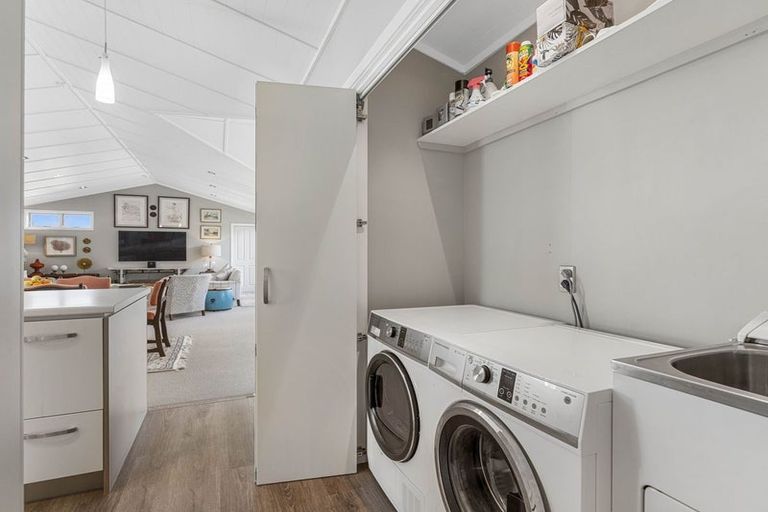 Photo of property in 12 Kurupae Road, Hilltop, Taupo, 3330