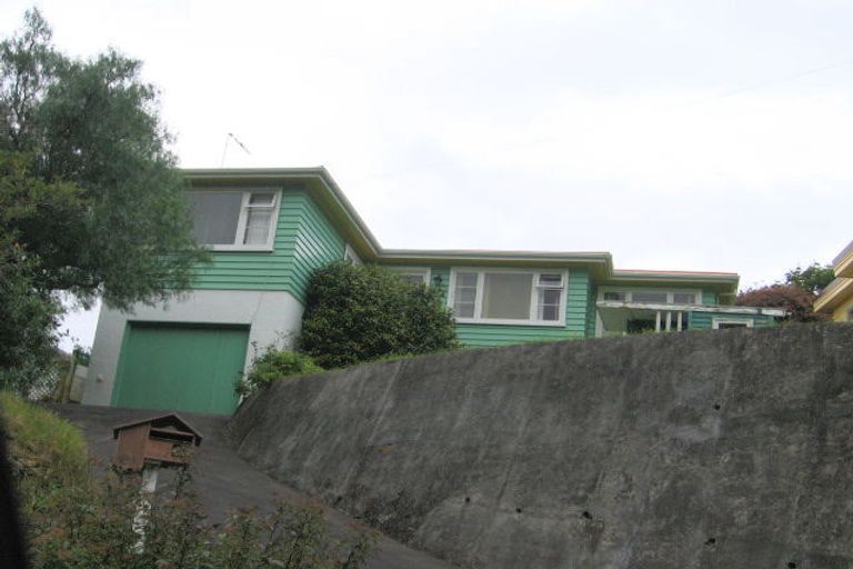 Photo of property in 43 Chester Road, Tawa, Wellington, 5028