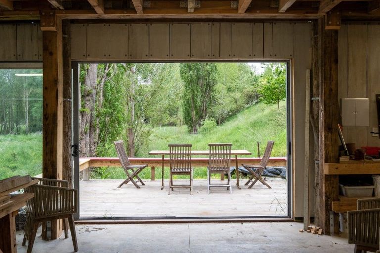 Photo of property in Gatehouse And River Room., 1308e Tuki Tuki Road, Tuki Tuki, Havelock North, 4294