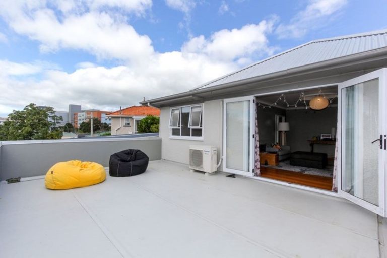Photo of property in 72 Lorna Street, Lynmouth, New Plymouth, 4310