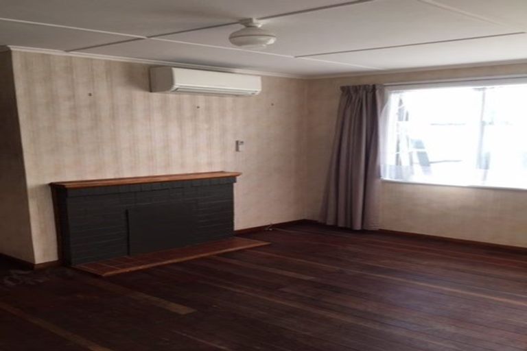 Photo of property in 53 Biddle Crescent, Taita, Lower Hutt, 5011