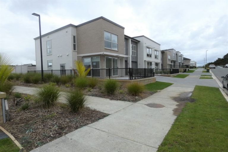 Photo of property in 19 Matairangi Avenue, Totara Heights, Auckland, 2105