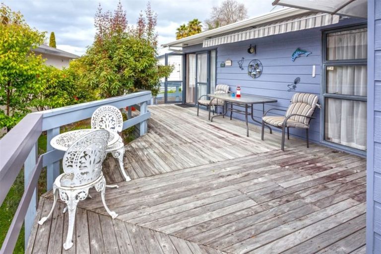 Photo of property in 124 Isabel Street, Whangamata, 3620