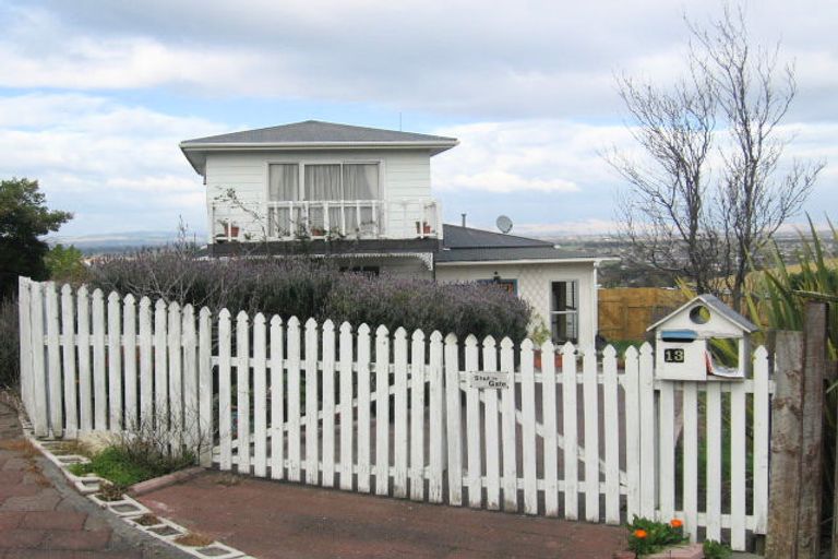 Photo of property in 13 Delhi Road, Hospital Hill, Napier, 4110