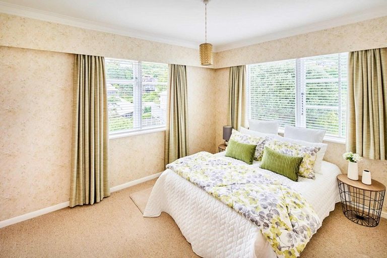 Photo of property in 84 Calcutta Street, Khandallah, Wellington, 6035