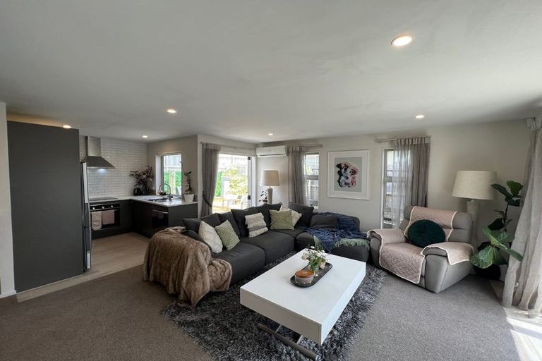 Photo of property in 74 Totara Meadows Court, Wiri, Auckland, 2104