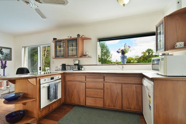 Photo of property in 1664 Kahuranaki Road, Kahuranaki, Havelock North, 4295