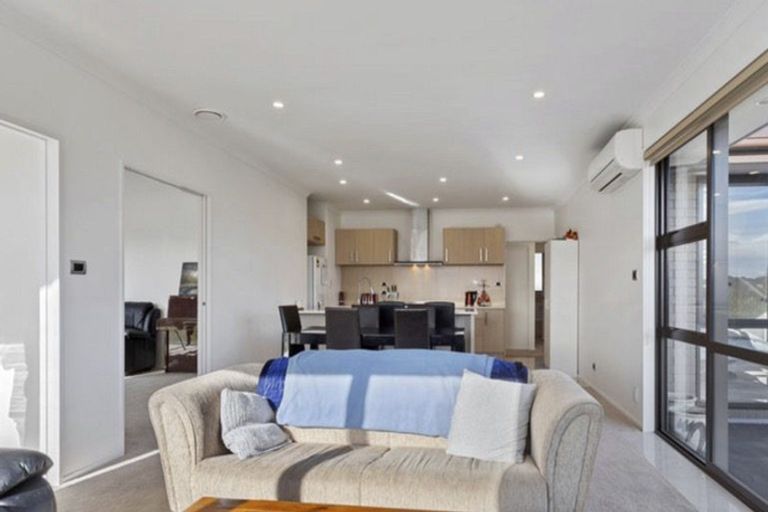 Photo of property in 2 Endurance Lane, Wigram, Christchurch, 8025