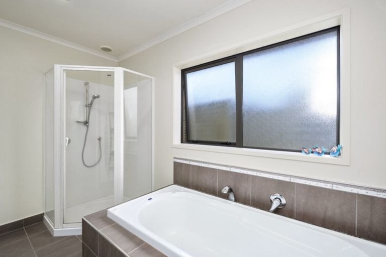 Photo of property in 59 Dalmore Way, Acacia Bay, Taupo, 3385