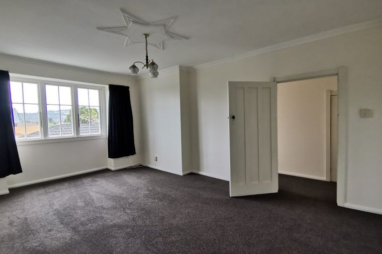 Photo of property in 52a Porutu Street, Fairfield, Lower Hutt, 5011