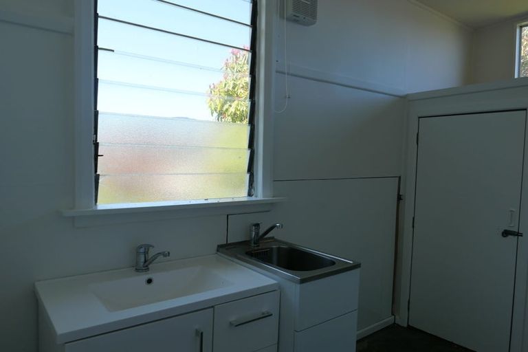 Photo of property in 5 Allen Road, Raumati Beach, Paraparaumu, 5032