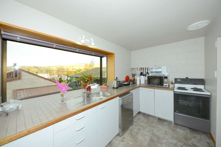 Photo of property in 4b Avoca Valley Road, Heathcote Valley, Christchurch, 8022