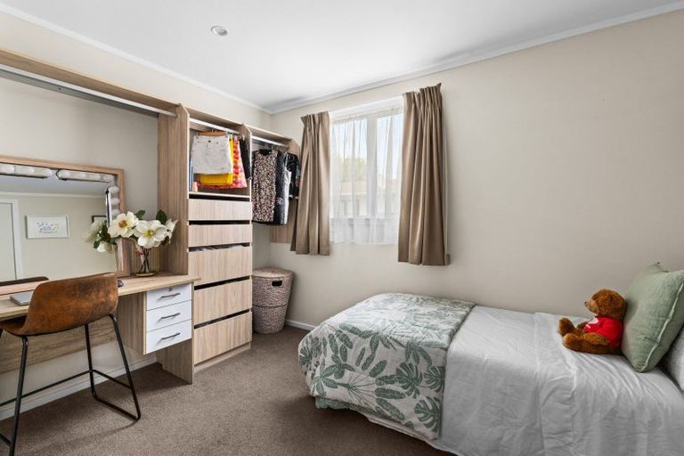 Photo of property in 104 Karaitiana Street, Frimley, Hastings, 4120