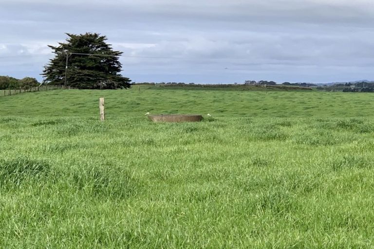 Photo of property in 275/267 Waitara Road, Brixton, Waitara, 4382