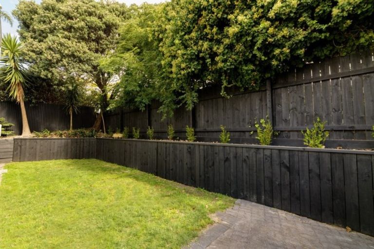 Photo of property in 130b Oceanview Road, Mount Maunganui, 3116