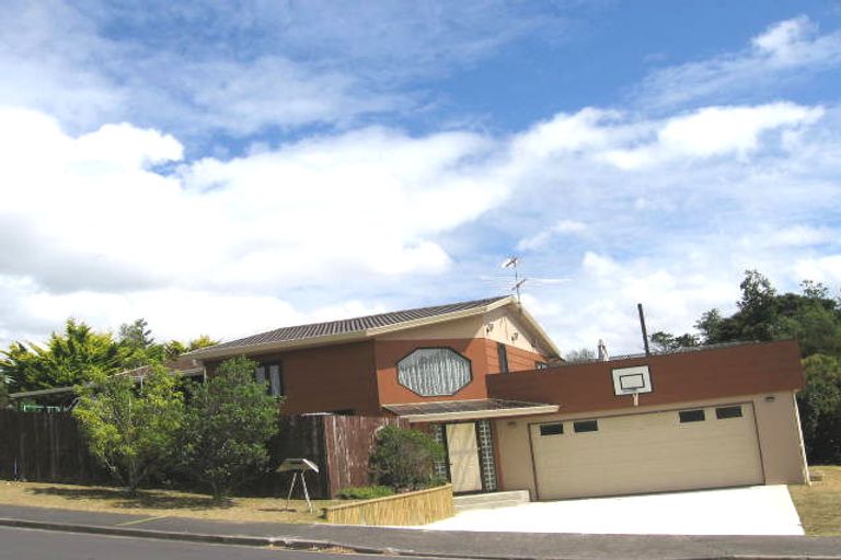 Photo of property in 34 Hale Crescent, Bayview, Auckland, 0629