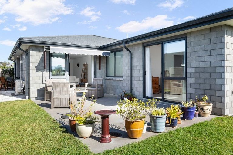 Photo of property in 12 Augusta Rise, Omokoroa, 3114