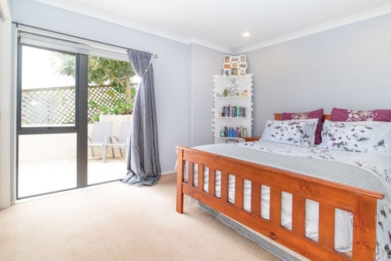 Photo of property in 46 Monte Cassino Place, Birkdale, Auckland, 0626