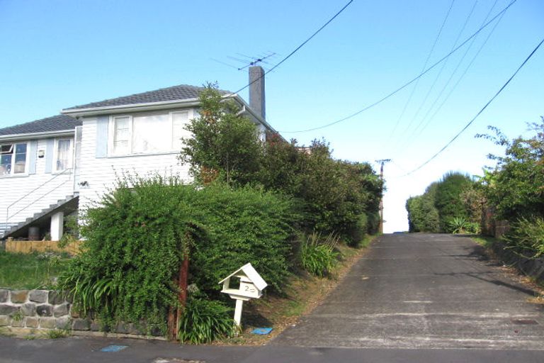 Photo of property in 20 Howard Road, Northcote, Auckland, 0627