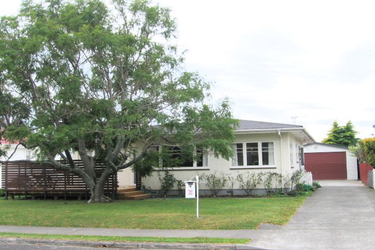 Photo of property in 9 Alamein Crescent, Onekawa, Napier, 4110