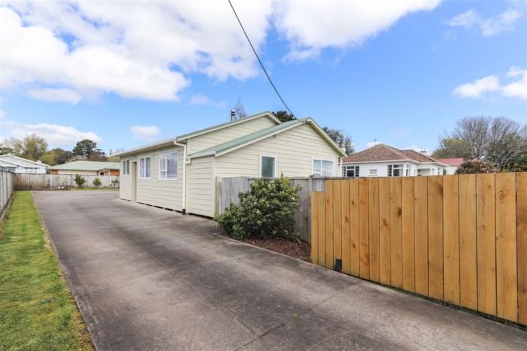 Photo of property in 1 Brookes Street, Inglewood, 4330