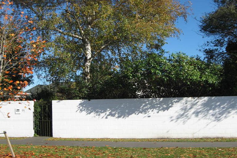 Photo of property in 2/55 Garreg Road, Bryndwr, Christchurch, 8052