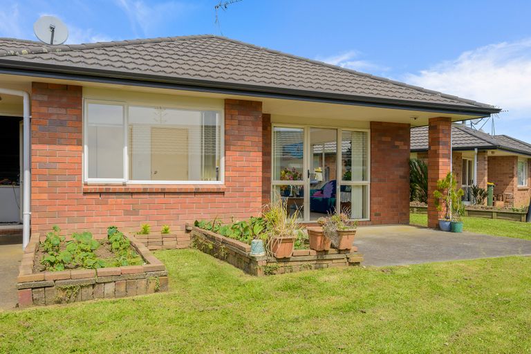 Photo of property in 15/36 Growers Lane, Mangere East, Auckland, 2024