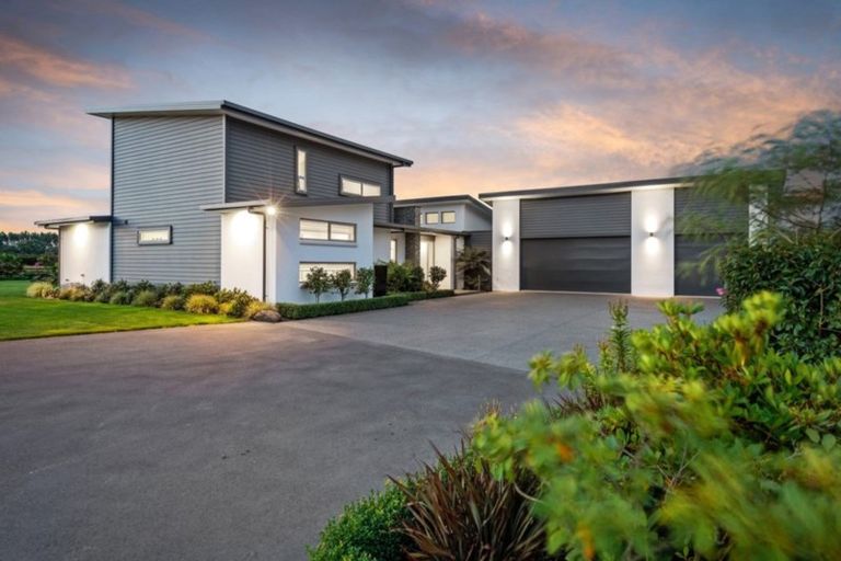 Photo of property in 692 Marshland Road, Ouruhia, Christchurch, 8083