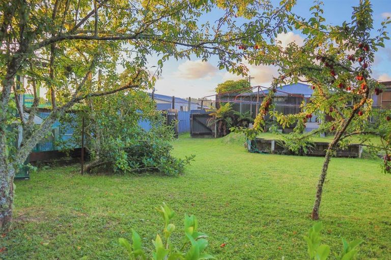 Photo of property in 4 Mawhera Street, Dobson, Greymouth, 7805