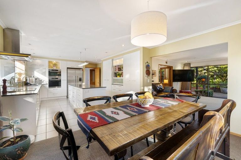 Photo of property in 5b Regency Crescent, Redwood, Christchurch, 8051