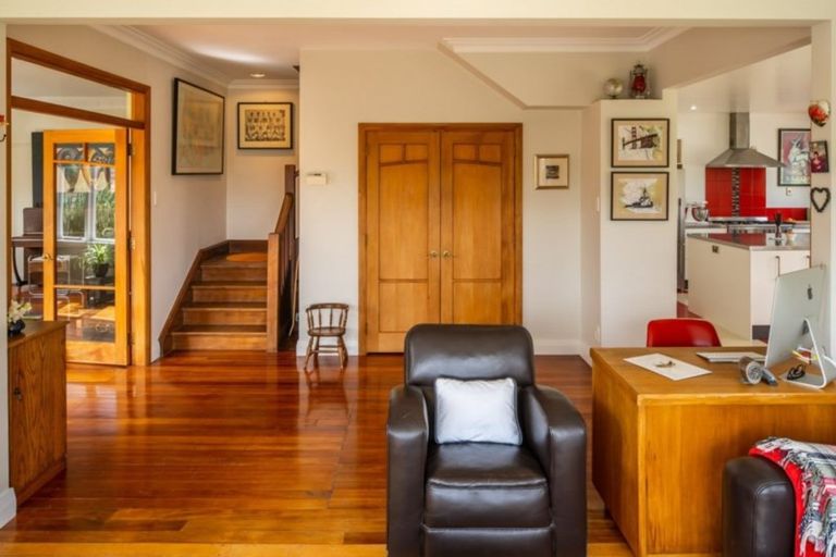 Photo of property in 325b Muritai Road, Eastbourne, Lower Hutt, 5013