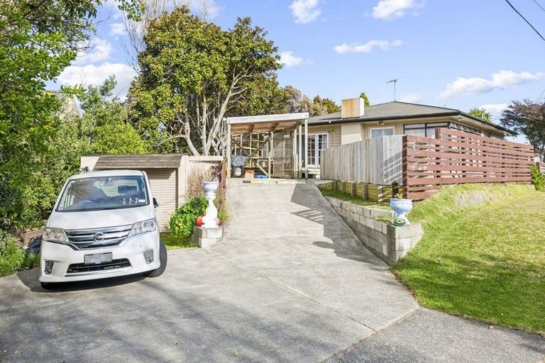 Photo of property in 16 Eatwell Avenue, Paraparaumu Beach, Paraparaumu, 5032