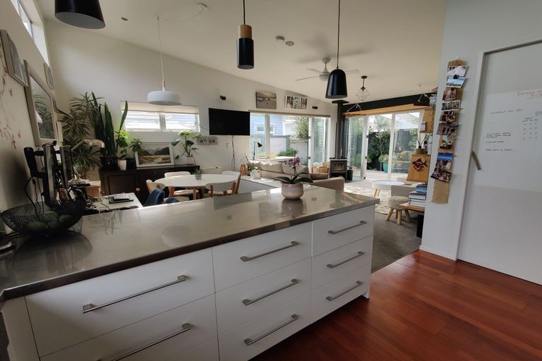 Photo of property in 17 Kedah Street, Miramar, Wellington, 6022