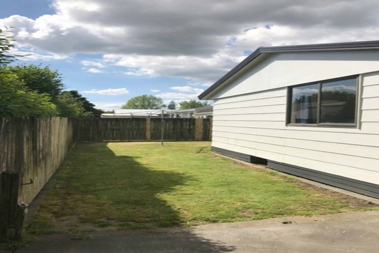 Photo of property in 43b Crawshaw Drive, Nawton, Hamilton, 3200