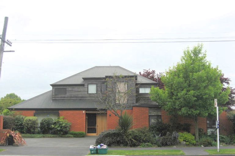 Photo of property in 114 Isleworth Road, Bishopdale, Christchurch, 8053