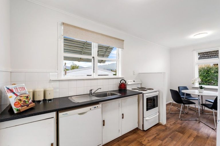 Photo of property in 33 Clyma Street, Elderslea, Upper Hutt, 5018