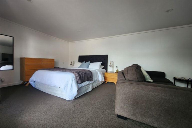 Photo of property in 18 Liverpool Street, Miramar, Wellington, 6022